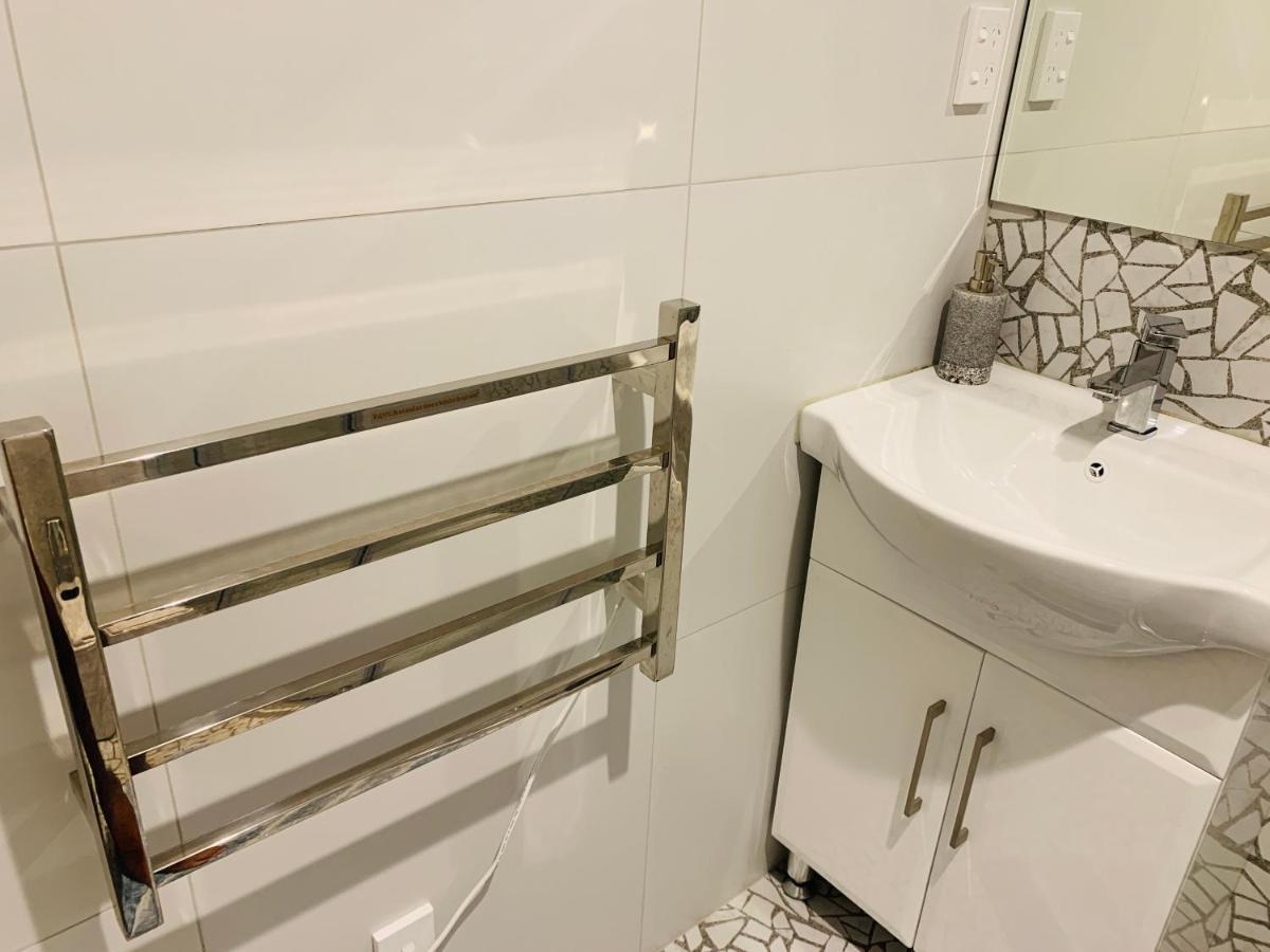 Auckland Homestay-Ensuite Room, Near Airport,Free Parking Exterior photo